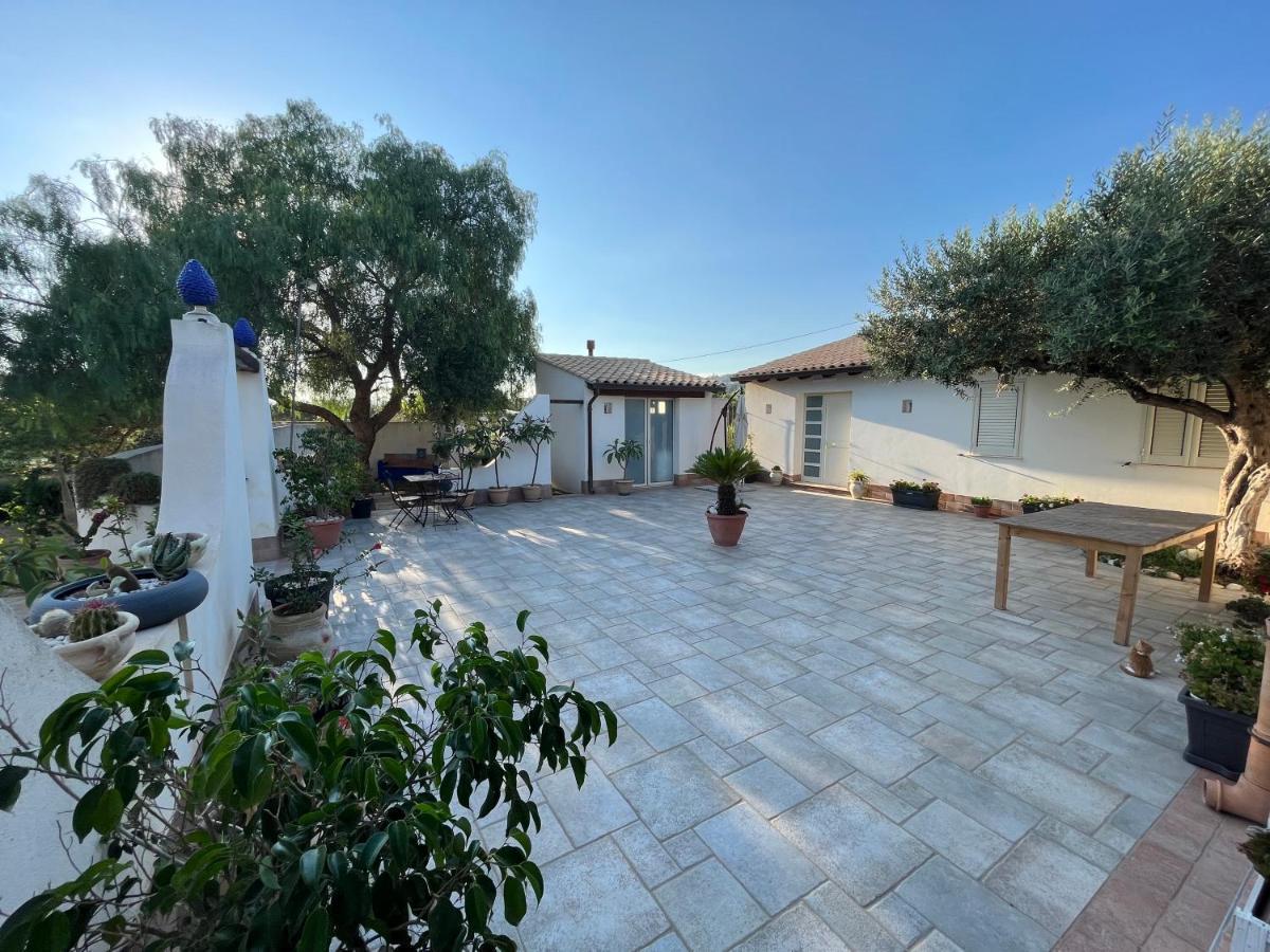 Villa Sovareto Sciacca Exteriör bild